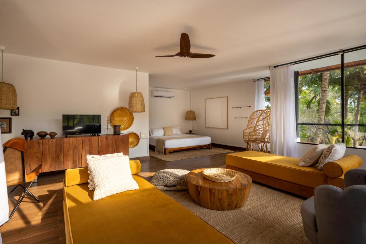 Pont Bleu Suites Riverside & Pool Canacona Eksteriør billede