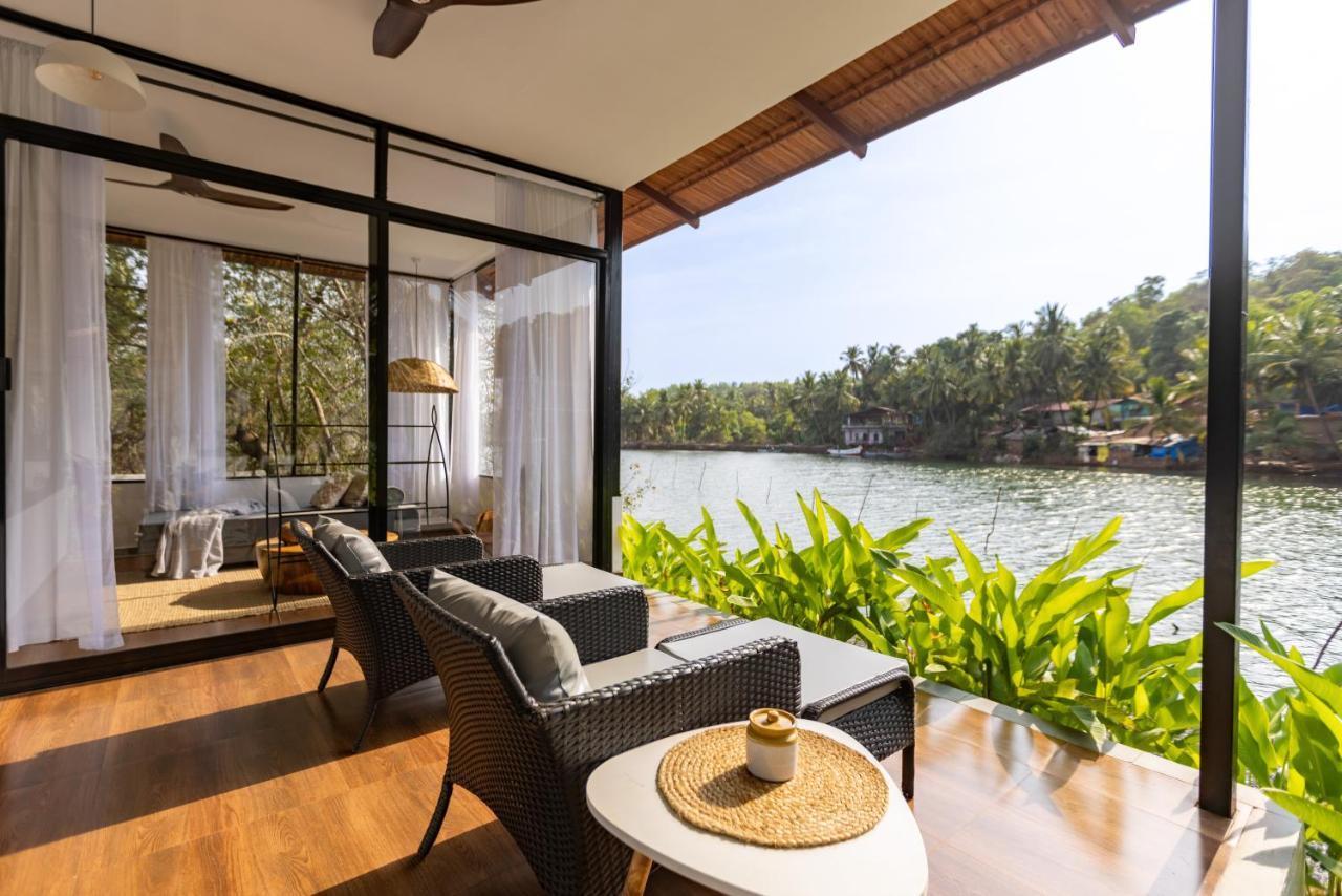 Pont Bleu Suites Riverside & Pool Canacona Eksteriør billede