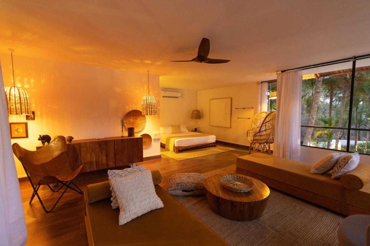 Pont Bleu Suites Riverside & Pool Canacona Eksteriør billede